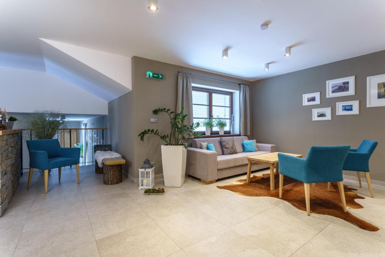 Vsetín Hotel A Restaurace U Vychopnu מראה חיצוני תמונה