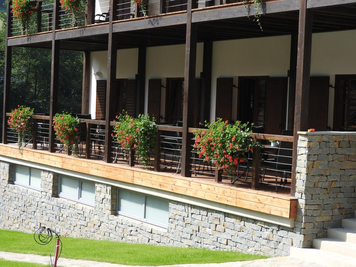 Vsetín Hotel A Restaurace U Vychopnu מראה חיצוני תמונה