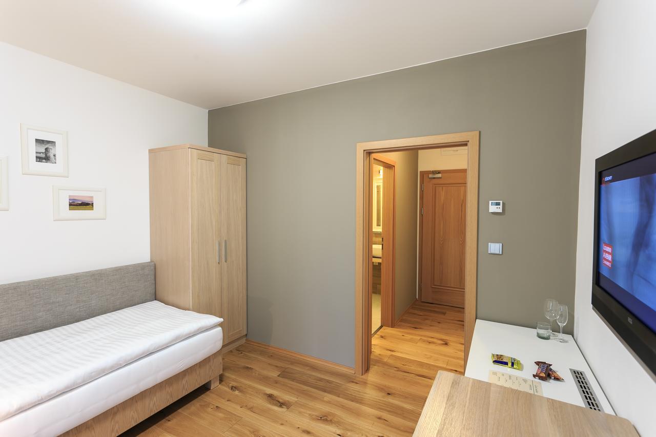Vsetín Hotel A Restaurace U Vychopnu מראה חיצוני תמונה